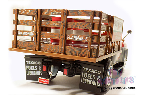 Auto World - Texaco® Oil Chevrolet® Stake Bed Truck (1957, 1/25 scale diecast model car, Metal/Red) CP7506