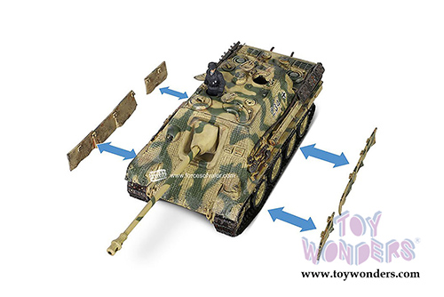 Forces of Valor - German Tank Destroyer Sd.Kfz.173 Jagdpanther Ausf.G1 (With Zimmerit) (1/32 scale diecast model car, Camouflage Desert) FOV-801007A