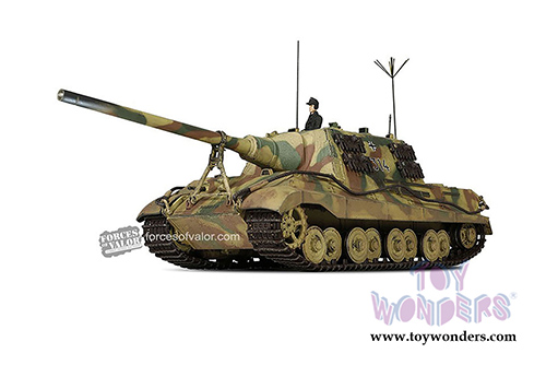Forces of Valor - German Heavy Tank Destroyer Sd.Kfz.186 Jagdtiger (With Ferdinand Design Bogie & Road Wheel) (1/32 scale diecast model car, Camouflage Forest) FOV-801065A