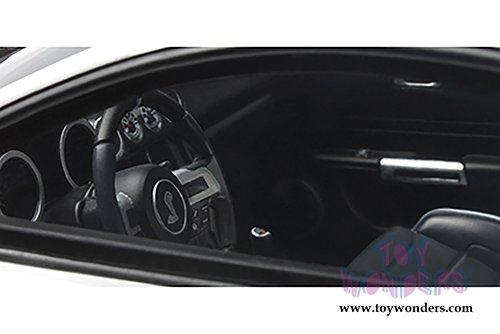 GT Spirit - Shelby Mustang GT 350 Hard Top (1/18 scale resin model car, White) GT101