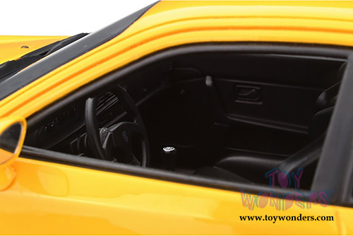 GT Spirit - Porsche 968 Club Sport Hard Top (1/18 scale resin model car, Yellow) GT129