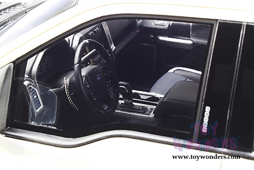 GT Spirit - Ford F150 Raptor Pickup Truck (2017, 1/18 scale resin model car, Oxford White) GT195