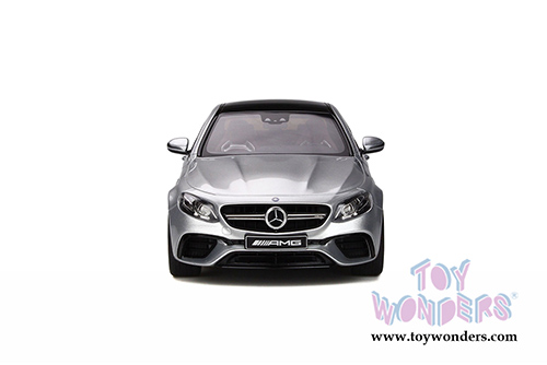 GT Spirit - Mercedes-Benz Amg E 63 S (2017, 1/18 scale resin model car, Iridium Silver/Black) GT230