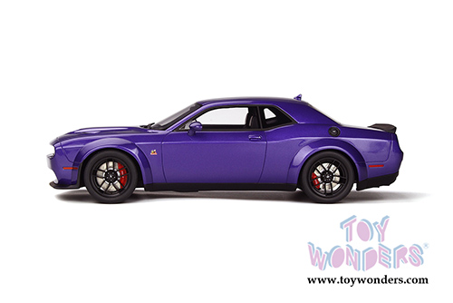 GT Spirit - Dodge Challenger R/T Scat Pack Widebody Hardtop (1/18 scale resin model car, Purple) GT248
