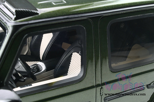 GT Spirit - Brabus 700 Widestar Mercedes-Benz G63 AMG (2020, 1/18 scale resin model car, Designo Olive Green Metallic) GT274