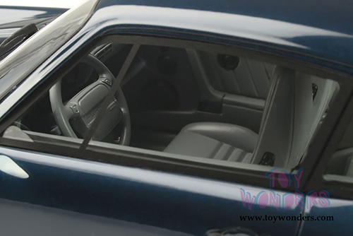 GT Spirit - Porsche 911 (964) Turbo 3.3 Hardtop (1991, 1/18 scale resin model car, Amazon Green) GT315