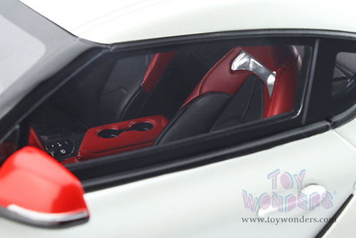 GT Spirit - Toyota Supra GR Fuji Speedway Edition Hardtop (2020, 1/18 scale resin model car, White) GT341