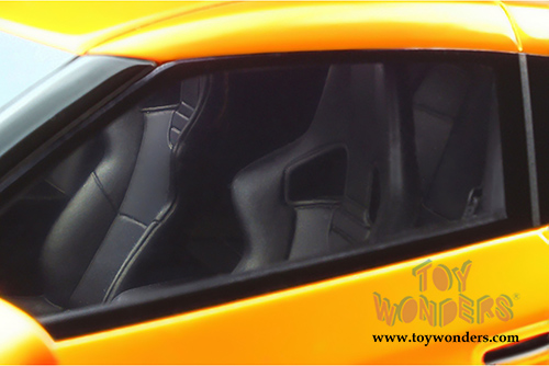 GT Spirit - LB Nissan GTR R35 Hard Top (2015, 1/18 scale resin model car, Orange) GT742