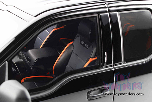 GT Spirit - Ford F150 Raptor Pickup Truck (2017, 1/18 scale resin model car, Black) GT781