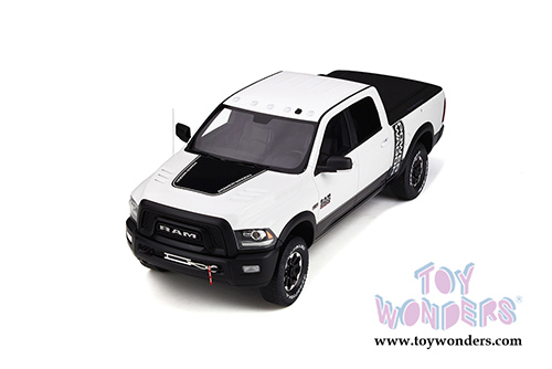 GT Spirit - Dodge Ram 2500 Power Wagon (2017, 1/18 scale resin model car, White) GT790