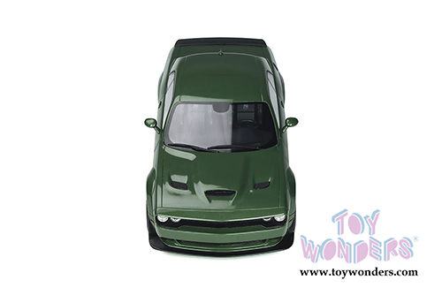 GT Spirit - Dodge Challenger R/T Scat Pack Widebody Hardtop (2019, 1/18 scale resin model car, F8 Green) GT815