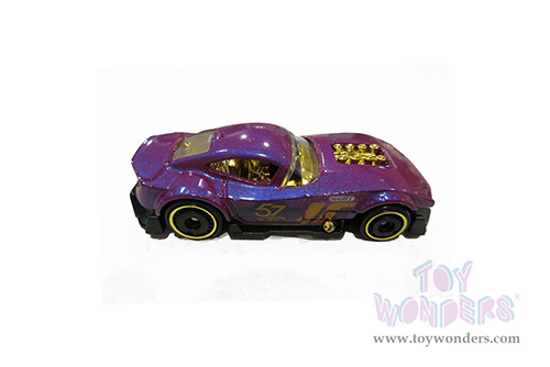 Mattel Hot Wheels - Pearl  & Chrome Assorted - 57th Anniversary Series (3" diecast model car, Purple/Gold) HDH54956G