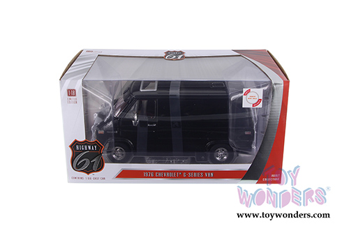 Greenlight Highway 61 - Chevrolet&reg; G-Series Van (1976, 1/18 scale diecast model car, Black) HWY18002