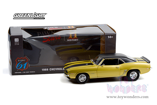 Greenlight Highway 61 - Pawn Stars (2009-Present TV Series) - Chevrolet® Camaro Z/28 (1969, 1/18 scale diecast model car, Gold/Black) HWY18032