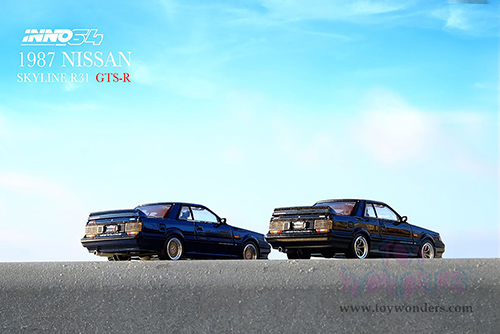 Inno Models - Nissan Skyline GTS-R (R31) (1987, 1/64 scale diecast model car, Black/Gun Metal Grey) IN64R31-BGM