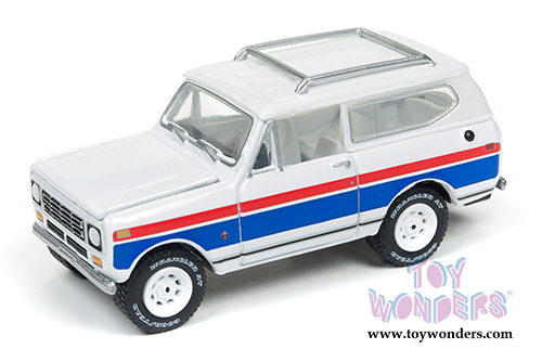 Round 2 Johnny Lightning - Gone Fishing 2017 Release 3 Set A (1/64 scale diecast model car, Asstd.) JLBT003/36A