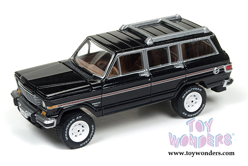 Round 2 Johnny Lightning - Gone Fishing 2017 Release 3 Set B (1/64 scale diecast model car, Asstd.) JLBT003/36B