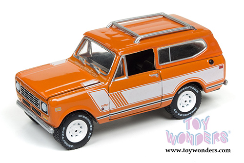 Round 2 Johnny Lightning - Gone Fishing 2017 Release 3 Set B (1/64 scale diecast model car, Asstd.) JLBT003/36B