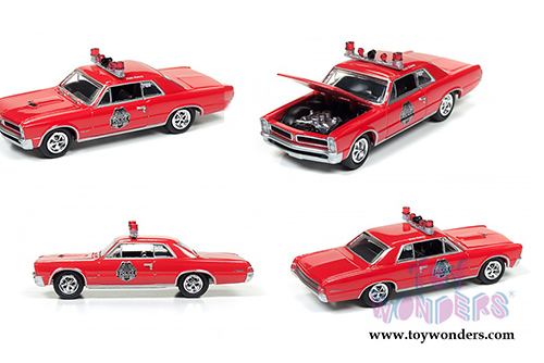 Round 2 Johnny Lightning - Classic Gold 2017 Release 1 Set A (1/64 scale diecast model car, Asstd.) JLCG003/12A