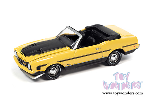 Round 2 Johnny Lightning - Classic Gold 2021 Release 1 Set A (1/64 scale diecast model car, Asstd.) JLCG024/48A