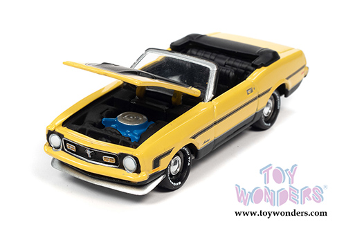 Round 2 Johnny Lightning - Classic Gold 2021 Release 1 Set A (1/64 scale diecast model car, Asstd.) JLCG024/48A