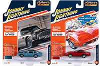 Show product details for Maisto Special Edition - Ford F150 Pickup (1979, 1/18 scale diecast model car, Blue/White) 31462BU