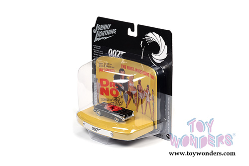 Round 2 Johnny Lightning - Silver Screen Machines Dioramas 2020 Release 1 (1/64 scale diecast model car, Asstd.) JLDR013/24