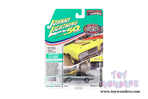 Round 2 Johnny Lightning - Muscle Cars USA 2019 Release 3 Set B (1/64 scale diecast model car, Asstd.) JLMC021/48B
