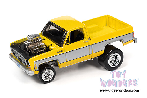 Round 2 Johnny Lightning - Street Freaks 2021 Release 1 Set B (1/64 scale diecast model car, Asstd.) JLSF019/48B