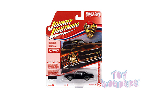 Round 2 Johnny Lightning - Muscle Cars U.S.A. | Chevrolet&reg; Chevelle SS 454 Hardtop Class of 1971 (1971, 1/64 scale diecast model car, Black) JLSP154/24B