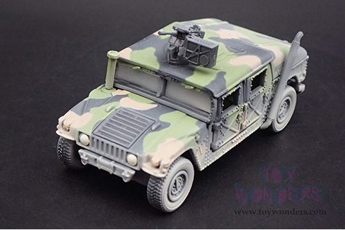 Round 2 Johnny Lightning - Military 2021 Release 1 Set B - M1025 HMMWV Armament Carrier HUMVEE 4-CT Armored Fastback United Nations Peacekeeping Mission - Policing Kosovo - Wheeled Warriors (1/64 scale diecast model car, Battle Worn Camo) JLSP198/24B