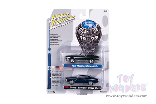 Round 2 Johnny Lightning - 2-Packs 2022 Release 1 Set B - Class of 1972 (1/64 scale diecast model car, Asstd.) JLSP242/24B