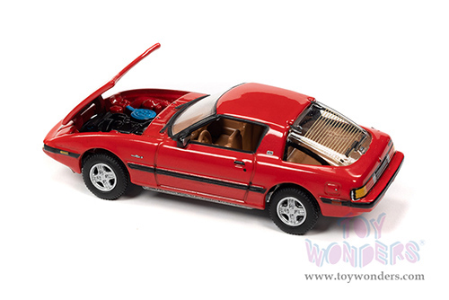 Round 2 Johnny Lightning - Classic Gold 2022 Release 2 Set B | Mazda RX-7 (1982, 1/64 scale diecast model car, Sunrise Red) JLSP244/24B