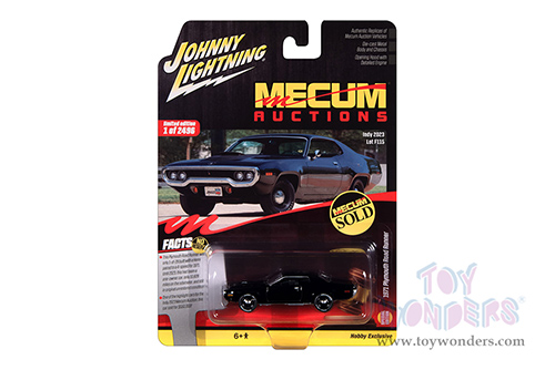 Round 2 Johnny Lightning - Plymouth Road Runner "Mecum Auctions" (1971, 1/64 scale diecast model car, Gloss Black) JLSP377/24