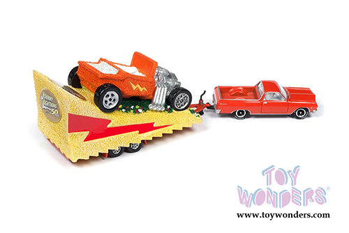 Round 2 Johnny Lightning - Tow & Go 2019 Release 1 Set B (1/64 scale diecast model car, Asstd.) JLTG001/36B