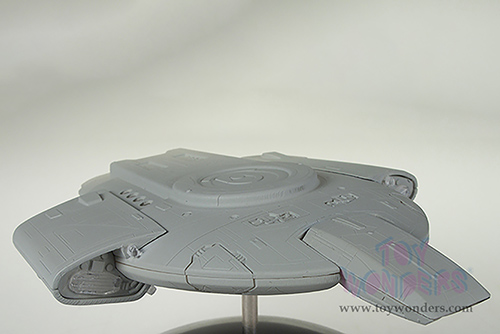 Polar Lights - Snap Kit | Star Trek U.S.S. Defiant NX-74205 (1/1000 scale model) POL952/12 MAP: $25.99