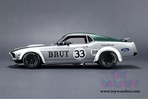 Real Art Replicas - Allan Moffat #33 Ford Mustang Boss 302 Trans Am Hard Top (1969, 1/18 scale diecast model car, Silver/Green) RAR18002