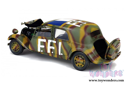Solido - Citroën Traction 11CV FFI Hardtop (1944, 1/18 scale diecast model car, Green Camouflage) S1800902
