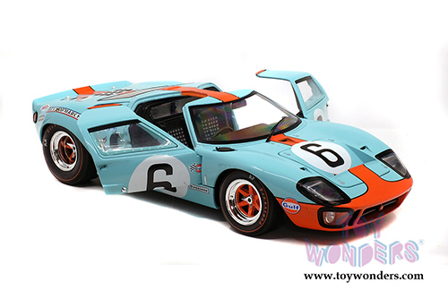 Solido - Ford GT40 MKI #6 Gulf&reg; Oil Le Mans J. Ickx/J. Olivier (1969, 1/18 scale diecast model car, Light Blue/Orange) S1803003