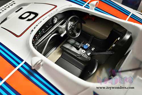 Solido - Porsche 936 24H Le Mans 1977 Wollek / Barth / ICKX #6 (1/18 scale diecast model car, White/Blue) S1805601