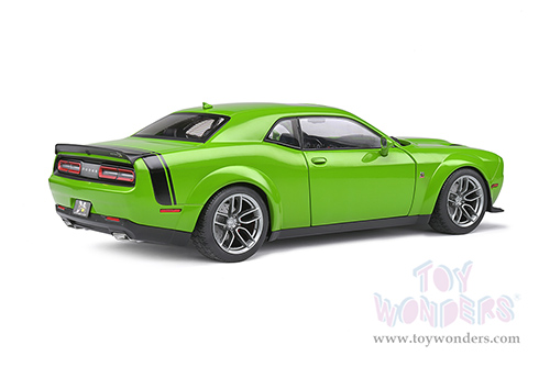 Solido - Dodge Challenger R/T Scat Pack Widebody (2020, 1/18 scale diecast model car, Green) S1805704
