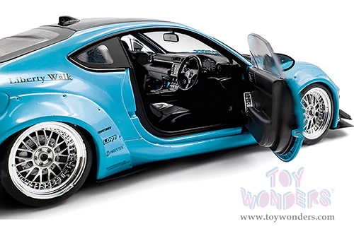 Solido - Toyota GR86 with Liberty Walk Body Kit (2024, 1/18 scale diecast model car, Baby Blue) S1813601