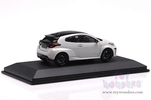 Solido - Toyota Yaris GR 1.6l Turbo - 261HP AWD (2020, 1/43 scale diecast model car, Platin White) S4311101