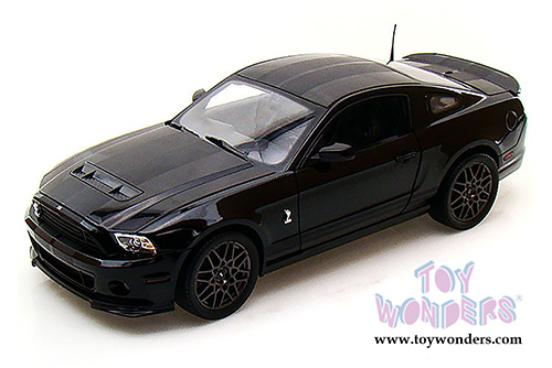 Shelby - Ford Shelby GT500 Hard Top (2013, 1/18 scale diecast model car, Black w/ Black Stripes) SC392-1/BK