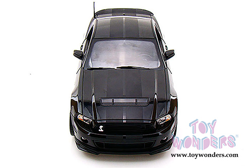Shelby - Ford Shelby GT500 Hard Top (2013, 1/18 scale diecast model car, Black w/ Black Stripes) SC392-1/BK