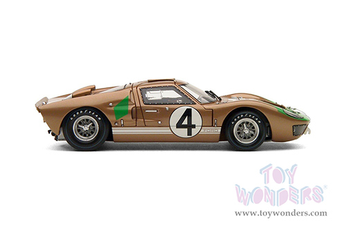 Shelby - Ford GT-40 MK II Le Mans #4 (1966, 1/18 scale diecast model car, Gold) SC414G