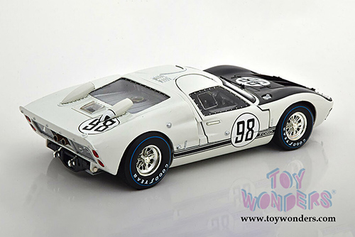 Shelby - Shelby Ford GT-40 MK II #98 24 Hours Daytona Winner Hardtop (1966, 1/18 scale diecast model car, White) SC415W