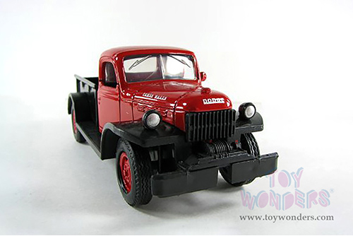 New Ray - Country Life | Dodge Power Wagon with Flatbed Trailer, Farm Tractor and Animal Feed Bags (1946, 1/32, scale diecast model car, Asstd.) SS-54296B
