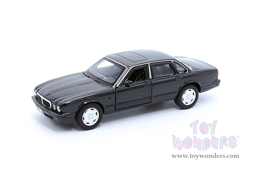 Showcasts Collectibles - Jaguar XJ6 (1/36 scale diecast model car, Asstd.) TM012009