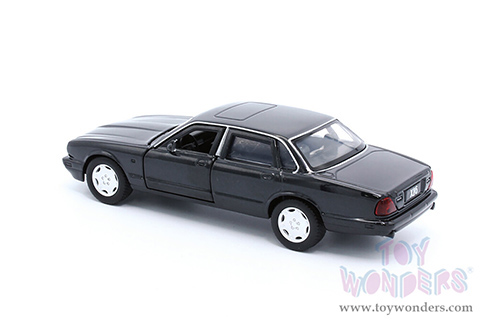Showcasts Collectibles - Jaguar XJ6 (1/36 scale diecast model car, Asstd.) TM012009